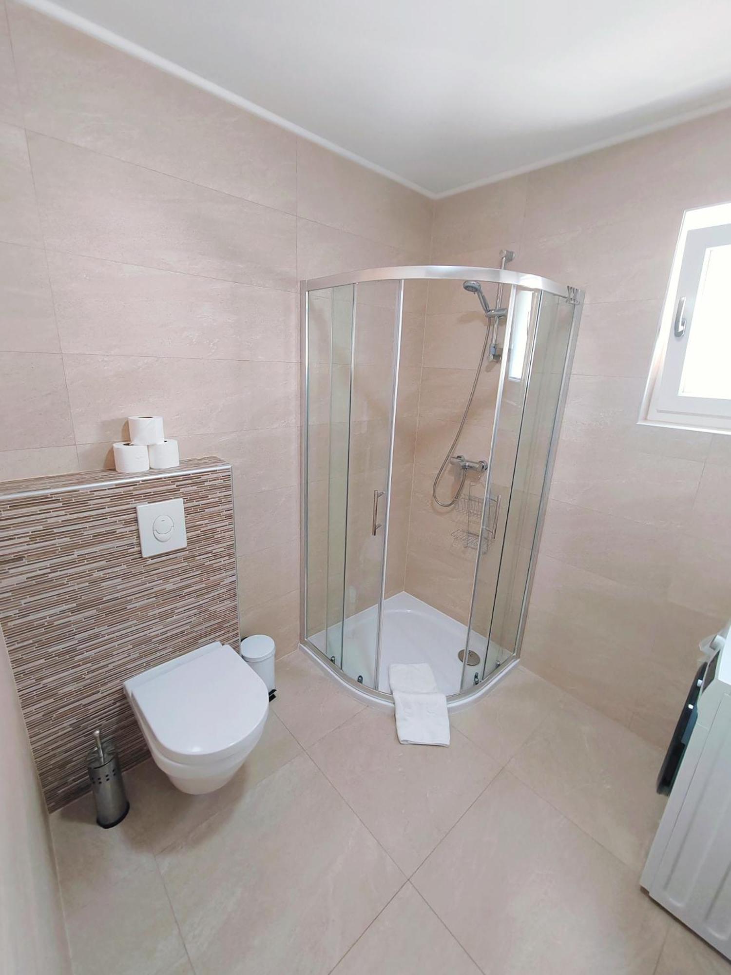 L&L Apartmani 1 Μπολ Εξωτερικό φωτογραφία