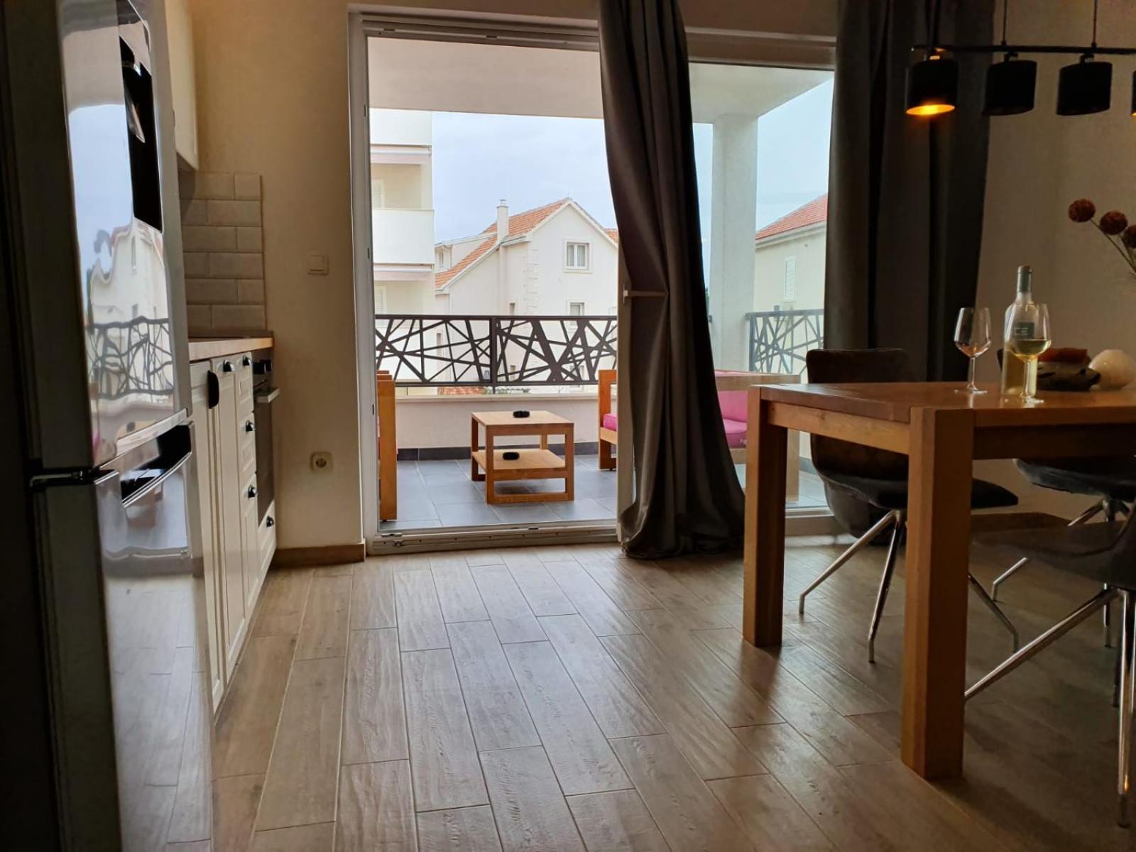 L&L Apartmani 1 Μπολ Εξωτερικό φωτογραφία