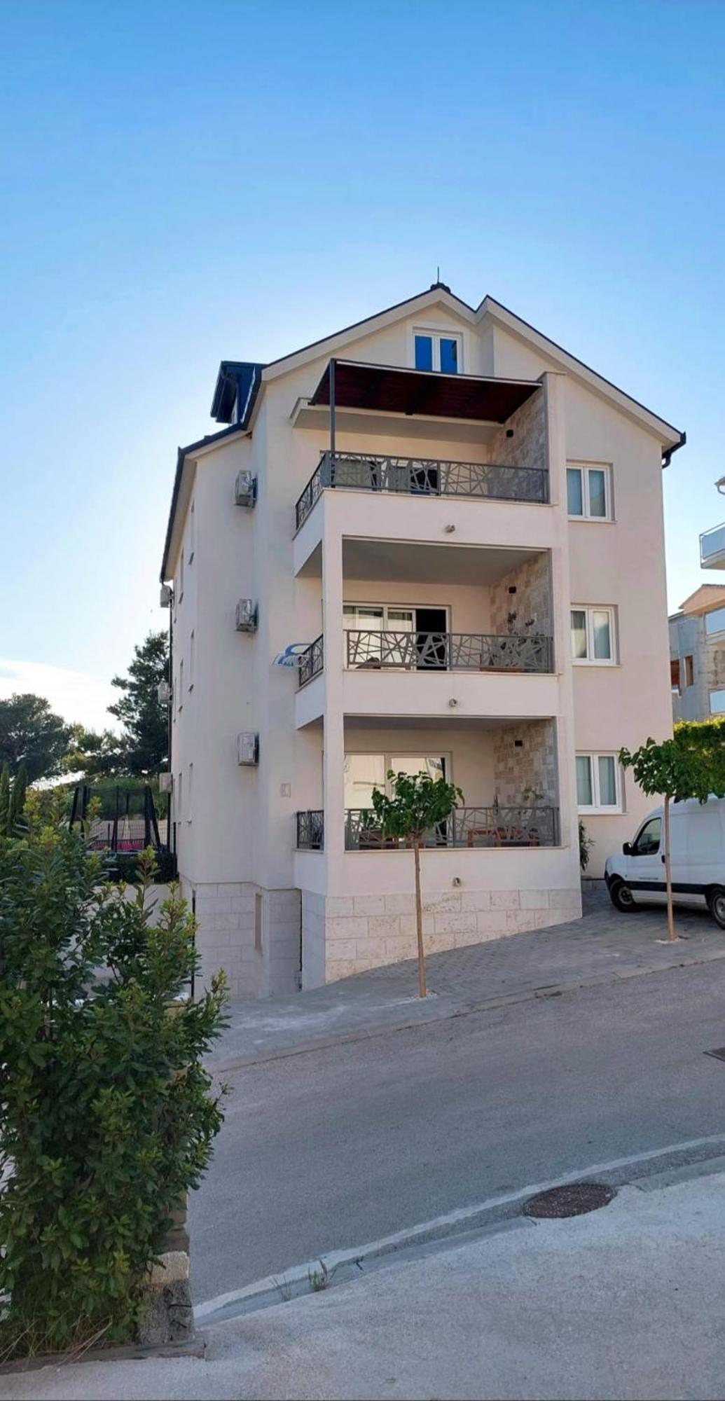 L&L Apartmani 1 Μπολ Εξωτερικό φωτογραφία